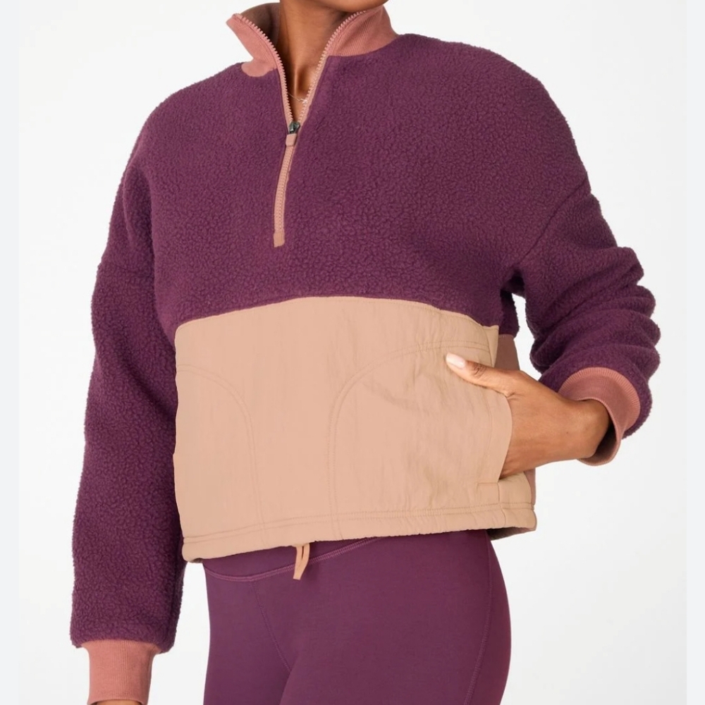 NWT Fabletics Mallory Pullover Fleece- Size Small
